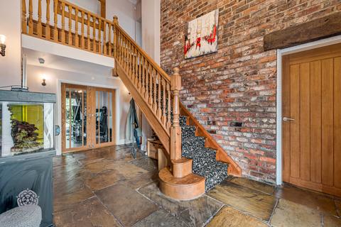 4 bedroom barn conversion for sale, Hand Lane, Leigh, Greater Manchester, WN7 3RU