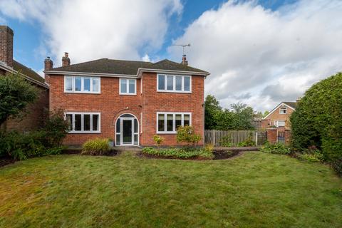 4 bedroom detached house for sale, Efflinch Lane, Barton-under-needwood, DE13