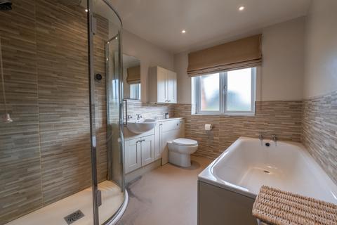 104 Efflinch Lane, Barton Under Needwood, Burton-on-trent, DE13 8EX