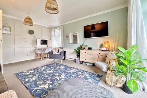 2 bedroom flat for sale, Dorchester Gardens, Worthing, West Sussex, BN11