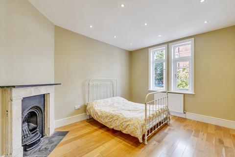 Flat 1, 7 Audrey Street, London, E2 8QH
