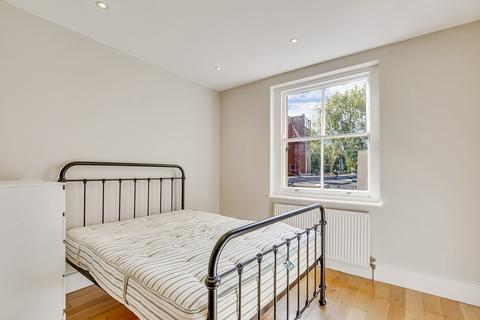 Flat 1, 7 Audrey Street, London, E2 8QH