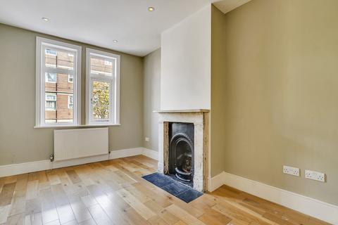 Flat 1, 7 Audrey Street, London, E2 8QH