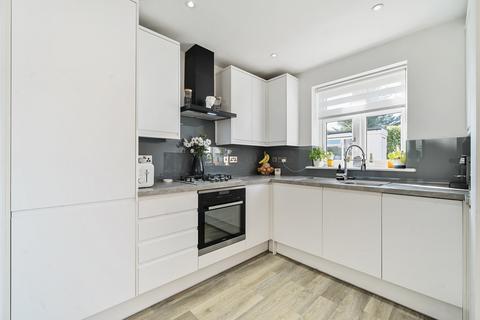 3 bedroom semi-detached house for sale, Cray Avenue, Orpington