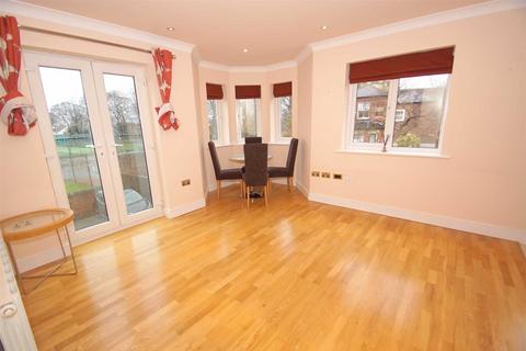 2 bedroom flat to rent, The Hall, Chapel Allerton, Leeds