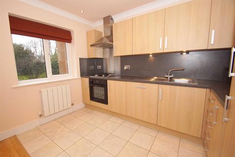 2 bedroom flat to rent, The Hall, Chapel Allerton, Leeds