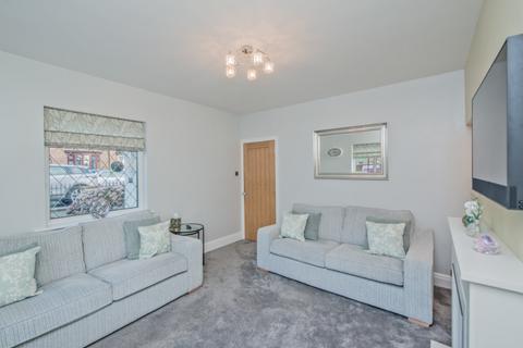 3 bedroom semi-detached house for sale, Ghyllroyd Drive, Birkenshaw, Bradford, West Yorkshire, BD11