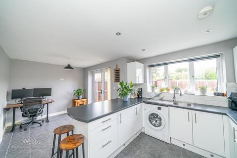 3 bedroom semi-detached house for sale, Mackay Road, Walsall WS3