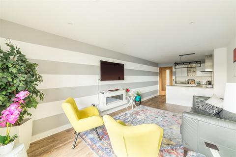 2 bedroom apartment for sale, St Ann's Quay, Quayside, NE1