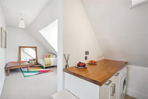 1 bedroom apartment for sale, Marlborough Crescent, London, W4