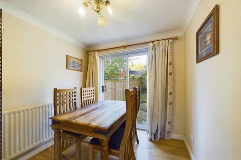16 Fowler Avenue, Worcester, WR4 0LU