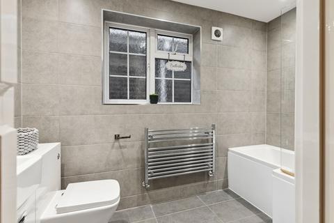 12 Ashmere Close, Sutton, SM3 8DZ
