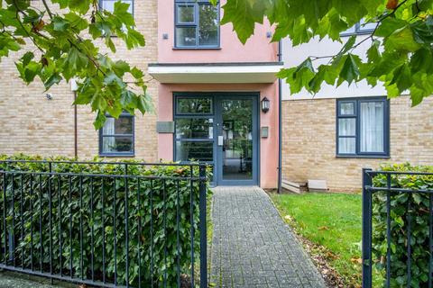 28 Circus Drive, Cambridge, CB4 2BT