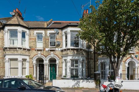 1 bedroom flat for sale, Marmion Road, London SW11