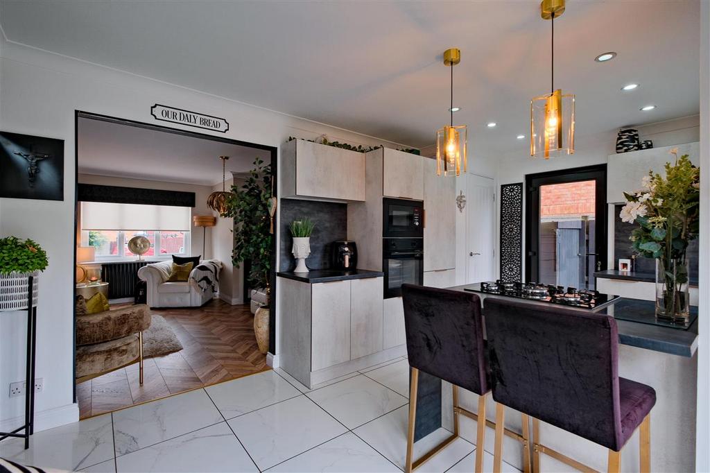 Kitchen / Diner