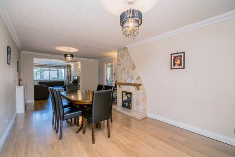 3 bedroom terraced house for sale, Winston Close, Leighton Buzzard, Bedfordshire