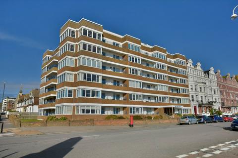 2 bedroom flat for sale, De la Warr Parade, East Sussex, Bexhill On Sea, TN40