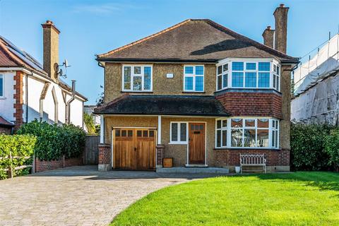 4 bedroom detached house for sale, Sandy Lane, South Cheam