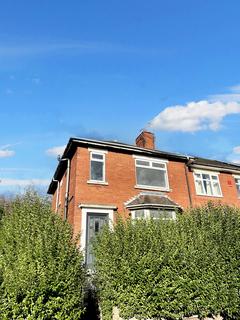 4 bedroom semi-detached house to rent, Colley Road, Stoke-on-Trent ST6