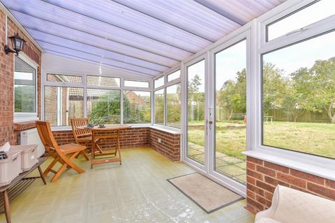 3 bedroom detached bungalow for sale, Broadlands Avenue, New Romney, Kent