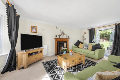 4 bedroom detached house for sale, Eleanor Close, Seaford