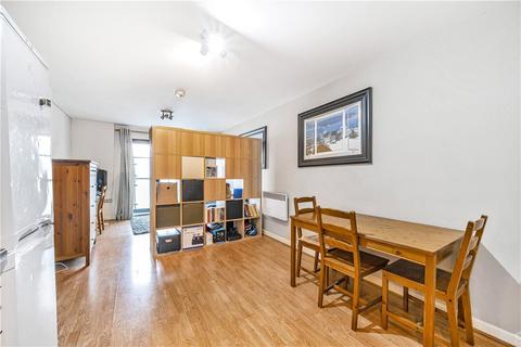 1 bedroom apartment for sale, Brisbane Road, London