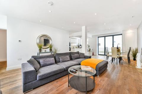 3 bedroom flat for sale, Eastnor Castle, Euston, London, NW1