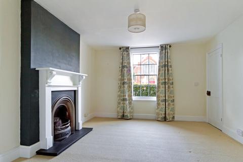 3 bedroom semi-detached house to rent, Station Road, Impington