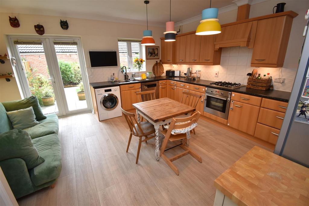 Kitchen.JPG