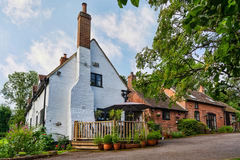 5 bedroom farm house for sale, Longdon, Tewkesbury, GL20