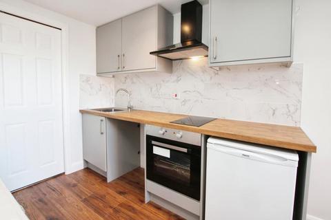 Studio to rent, Sour Mead, Bristol BS16