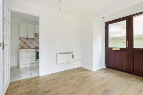 1 bedroom terraced house to rent, Robertson Close,  Newbury,  RG14