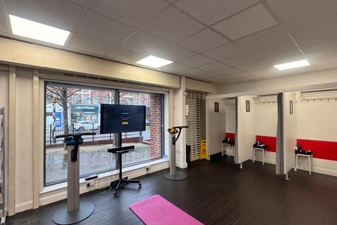 Property for sale - Pinner, Greater London, HA5
