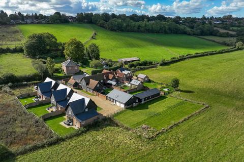 3 bedroom barn conversion for sale,  Asheridge road , Chesham  HP5