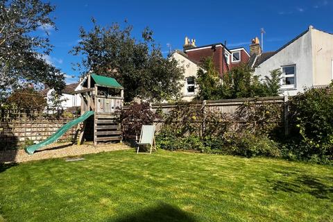 4 bedroom detached house for sale, Upper High Street, Worthing BN11 1DR