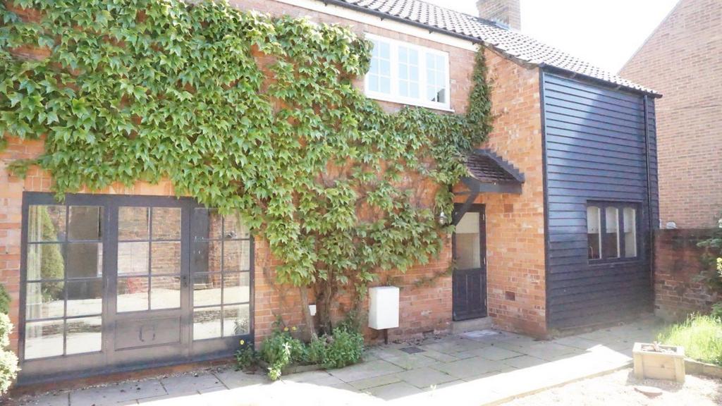 The Old Smithy, 21 Cowgate, Welton... 2 bed detached house to rent £