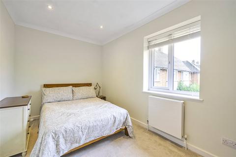 19a Farleys Close, West Horsley, Leatherhead, KT24 6NB
