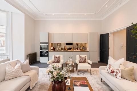 Flat 1, 56 Redcliffe Square, London, SW10 9HQ
