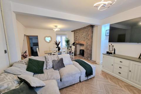 4 bedroom terraced house for sale, Brookland Terrace, Nantymoel, Bridgend County. CF32 7SY