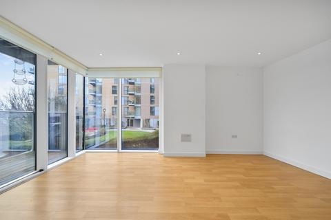 2 bedroom apartment to rent, Goodchild Road London N4