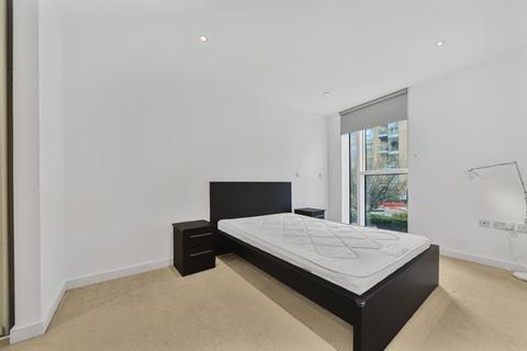 2 bedroom apartment to rent, Goodchild Road London N4