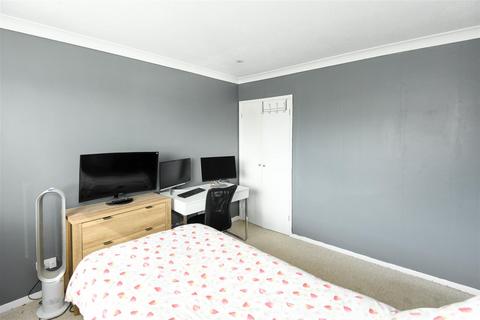 6 Sherborne Road, Trowbridge, BA14 9SJ