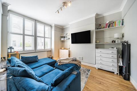 60 Avarn Road, London, SW17 9HA