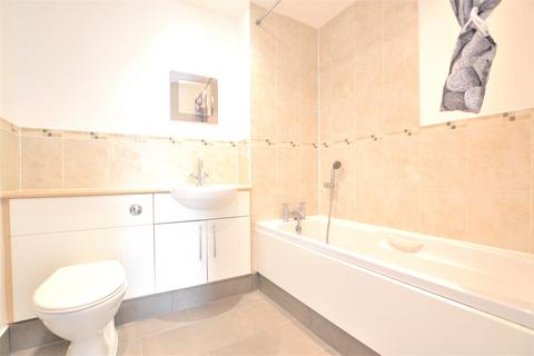 2 bedroom apartment for sale, Cambridge Close, Barnet EN4