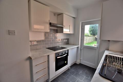 3 bedroom semi-detached house to rent, Marsh Lane, Wolverhampton