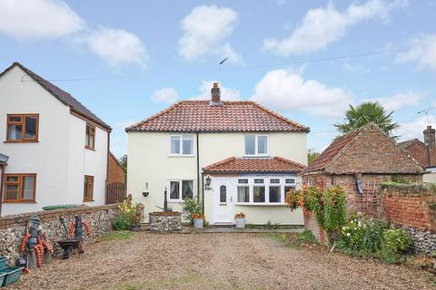 3 bedroom detached house for sale, Mill Road, Stokesby