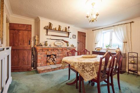 3 bedroom detached house for sale, Mill Road, Stokesby