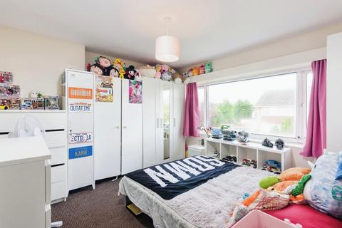 56 Allington Drive, York, YO31 0NN