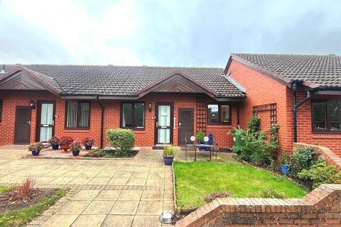 11 Icknield Court, Bidford On Avon, Alcester, B50 4AZ