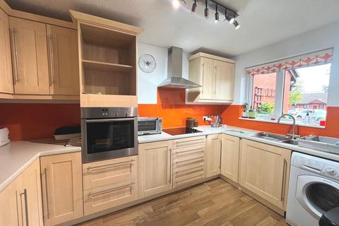 11 Icknield Court, Bidford On Avon, Alcester, B50 4AZ